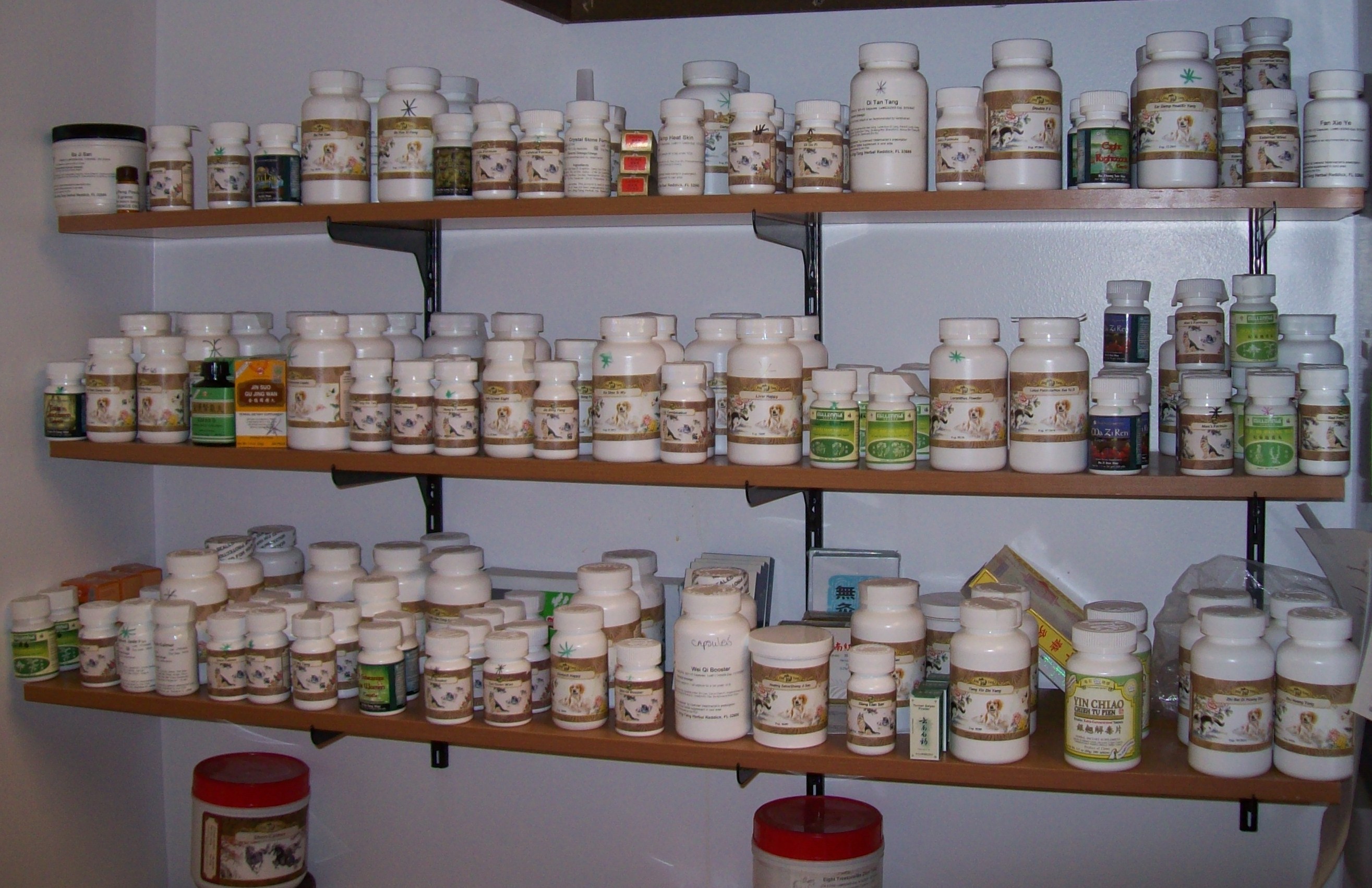 ARK Veterinary Services Inc. - Evansville, IN - Offering Chinese Herbals and Alternative Medicine 